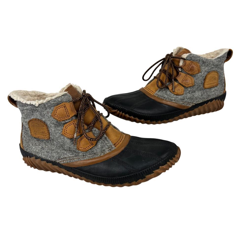 Sorel Out N About Felt Duck Boot 9.5 Gray Black Faux Shearling Lined Lace‎ Up